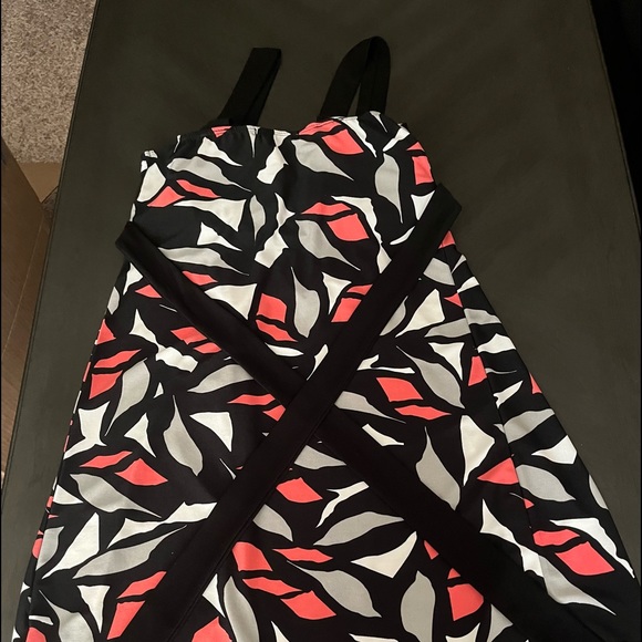 Impress sundress medium size with chest padding and black ties - Picture 3 of 7